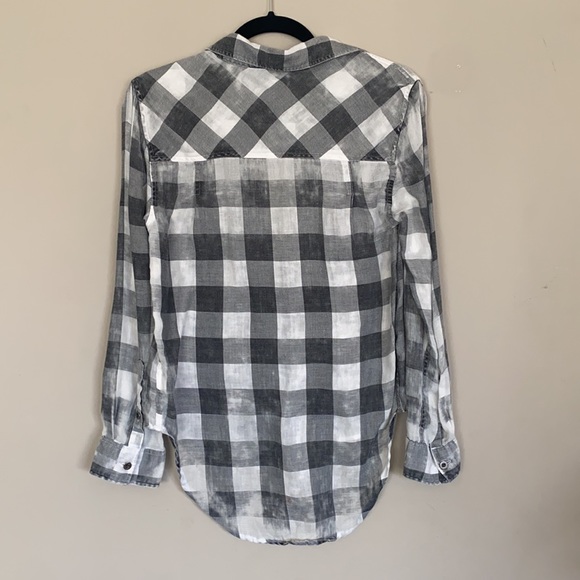 Distressed hi low button up Nollie - Picture 3 of 5